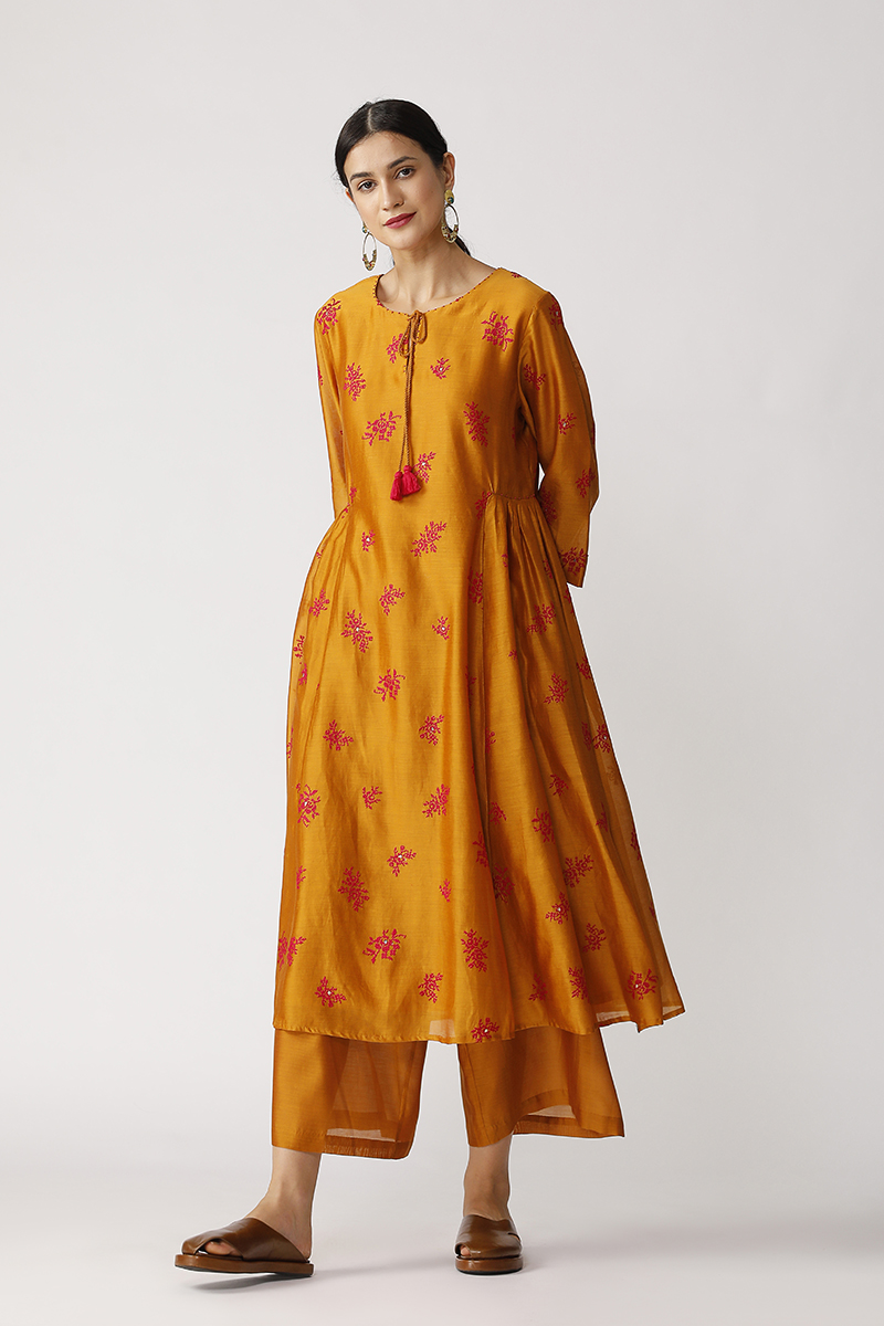 Somi Embroidered Tunic Dress